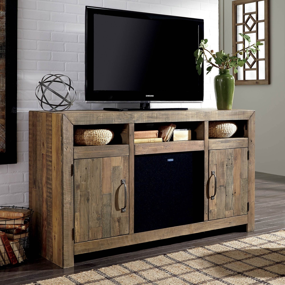 Ashley Sommerford Tv Stand With 2.1 Audio System With Subwoofer, Atg  Archive