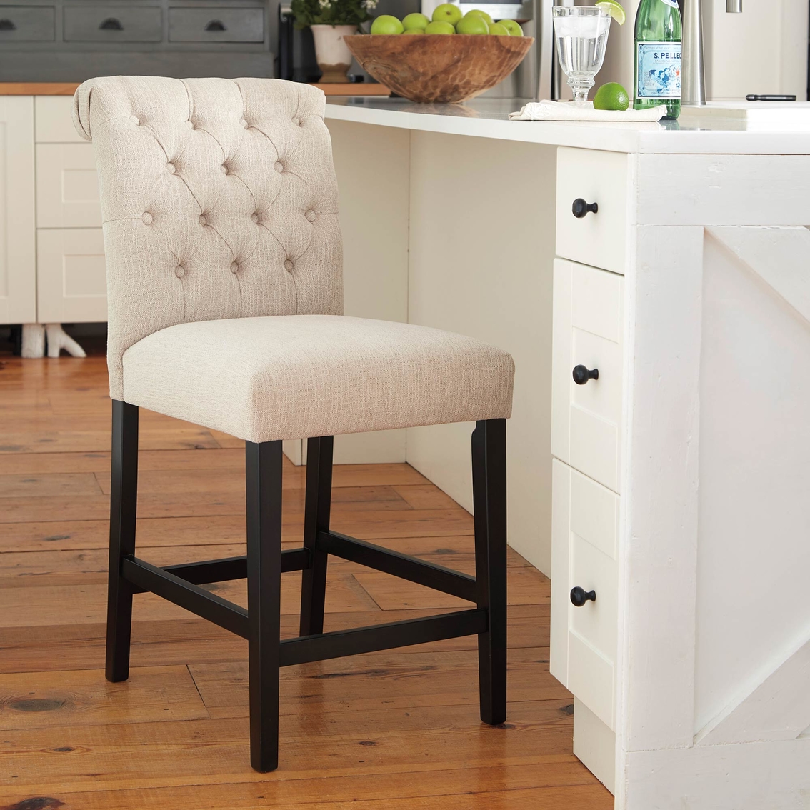 Signature Design by Ashley Tripton Upholstered Counter Stool 2 Pk. - Image 3 of 3