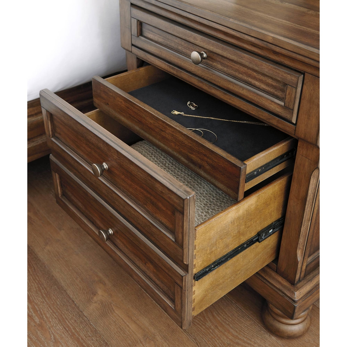 Signature Design by Ashley Flynnter Nightstand - Image 3 of 4