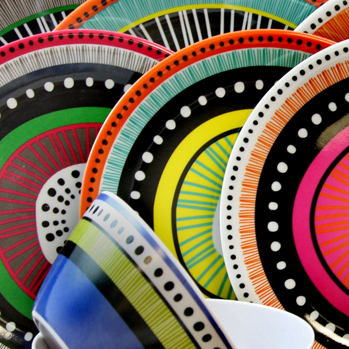 Gibson Almira 12-Piece Dinnerware Set in 4 Assorted Colors - Image 3 of 5