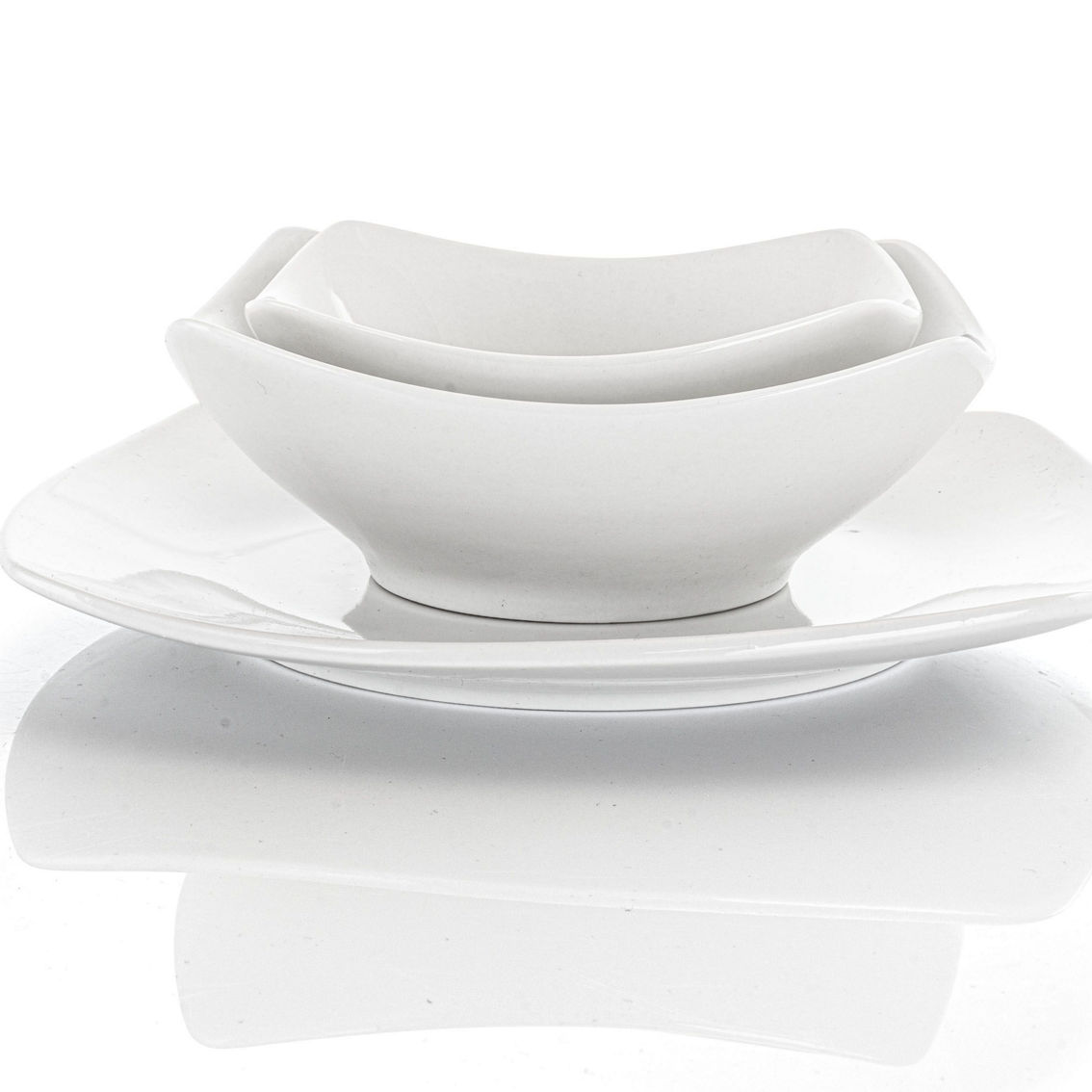 Gibson All U Need 48 Piece Ceramic Dinnerware Combo Set in White - Image 3 of 5