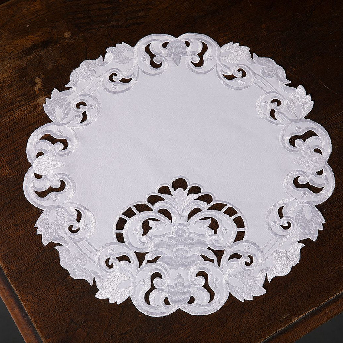 Manor Luxe, Garden Trellis Embroidered Cutwork Placemats, 15''Round, Set of 4 - Image 2 of 2