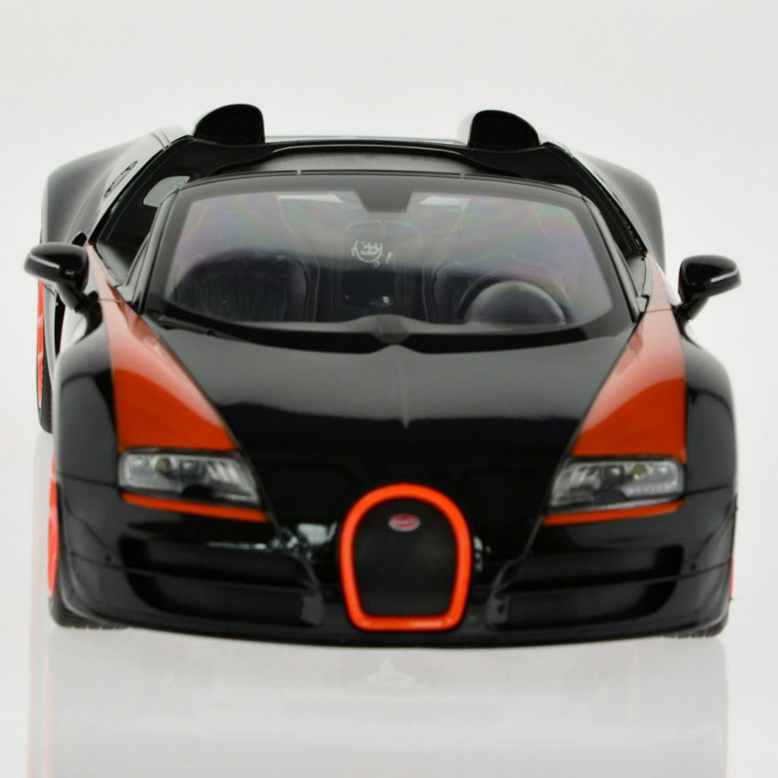 70400-Bl R/C 1:14 Bugatti Grand Sport Vitesse - Black - Image 4 of 5