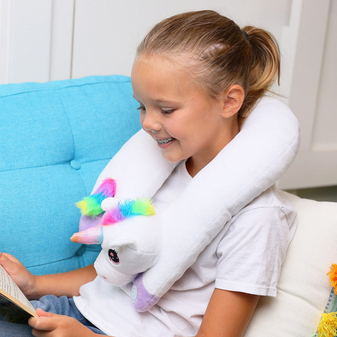 Bouncyband® Sensory Vibrating Neck Pillow - Unicorn - Image 5 of 5