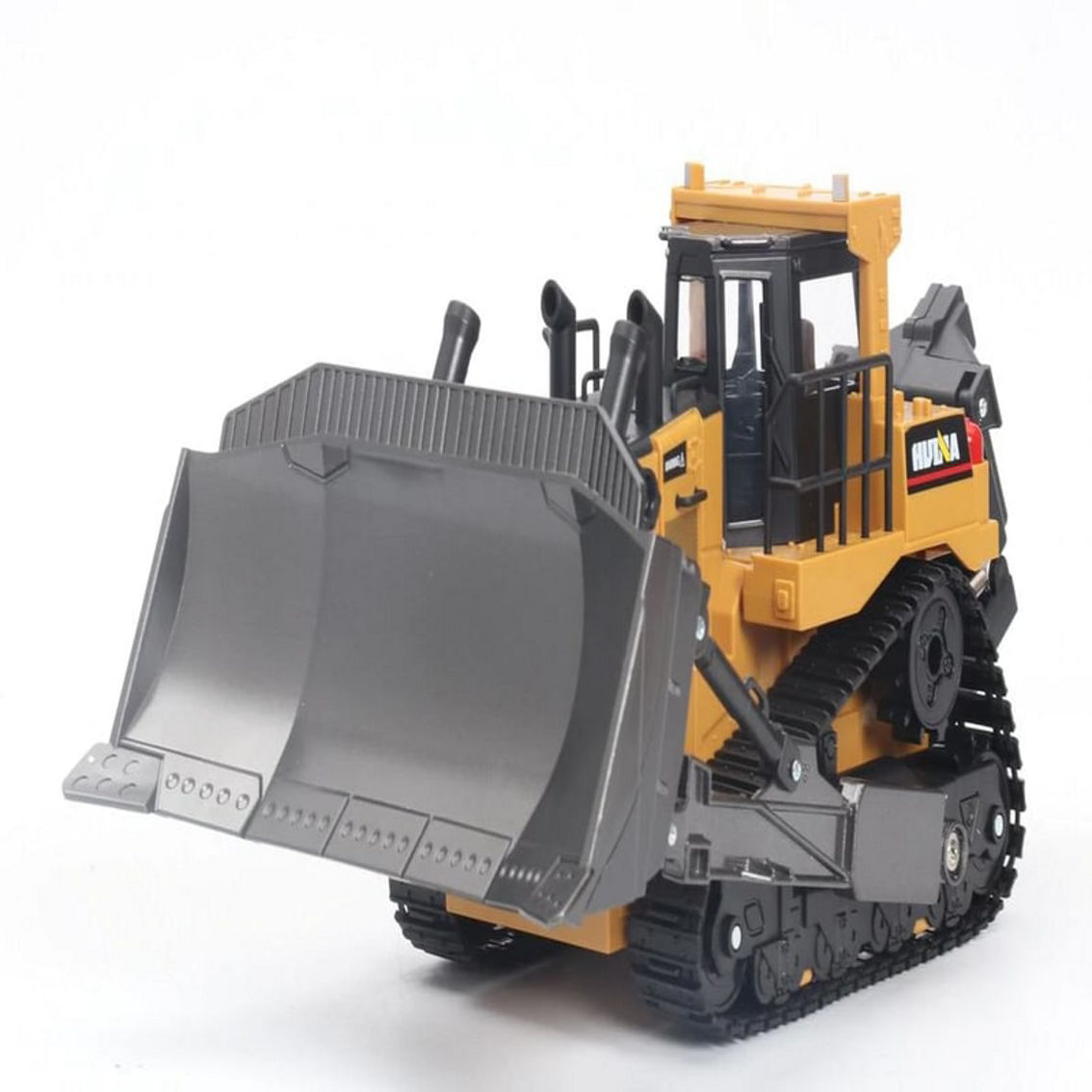 CIS-1569 1:16 scale 11 Ch Bulldozer with 2.4 GHz remote and rechargeable batteries - Image 3 of 5