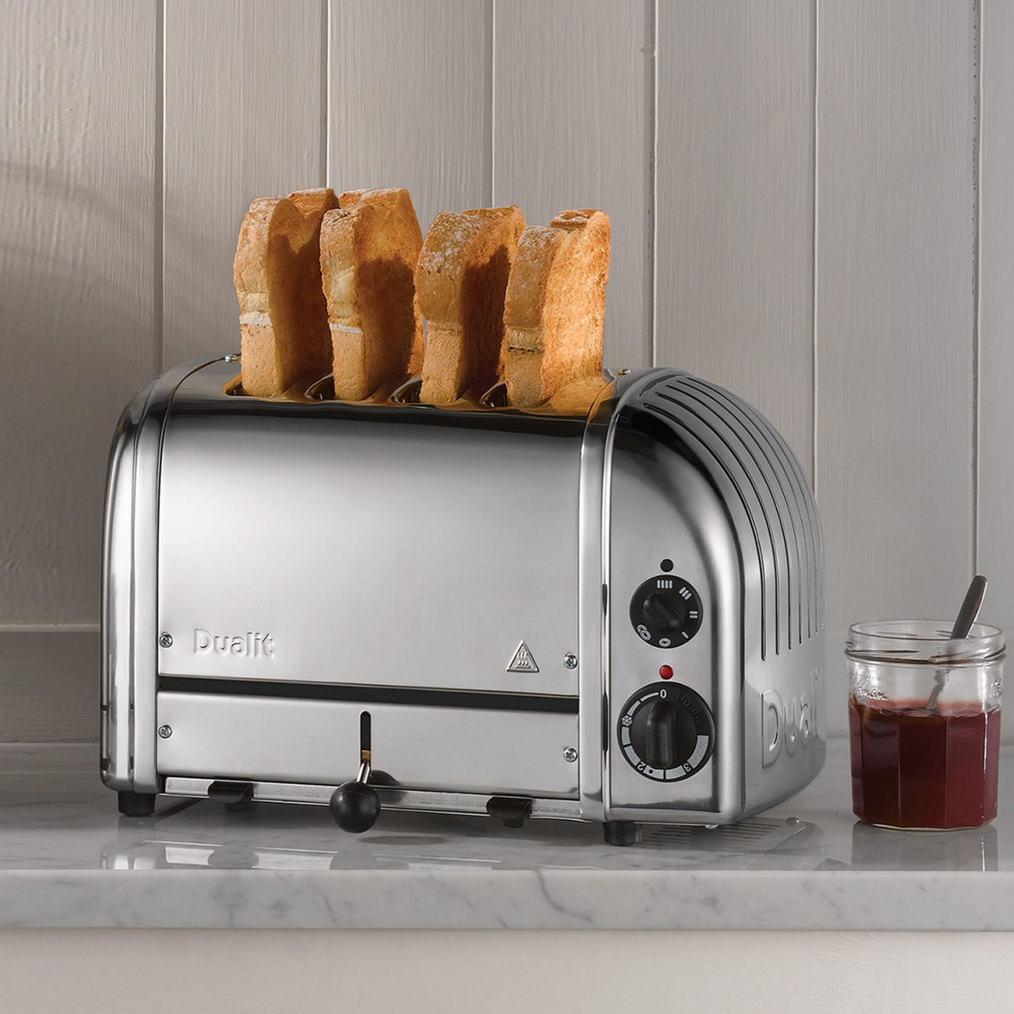 Dualit 4 Slice NewGen Toaster, Matt Black - Image 3 of 5