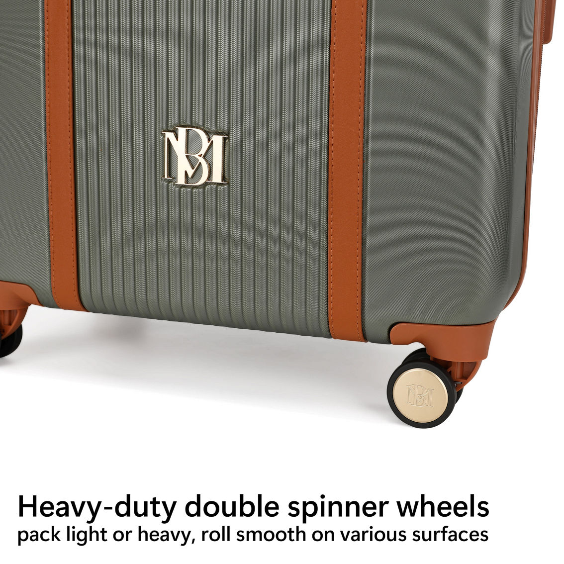 BADGLEY MISCHKA Mia 3 Piece Expandable Retro Luggage Set - Image 4 of 5
