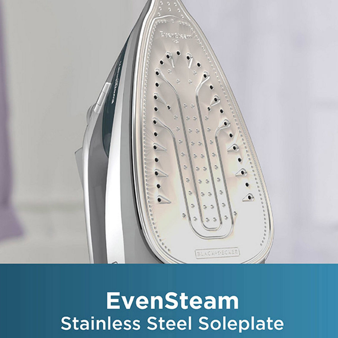 Black and Decker One Step Steam Iron - Image 3 of 5