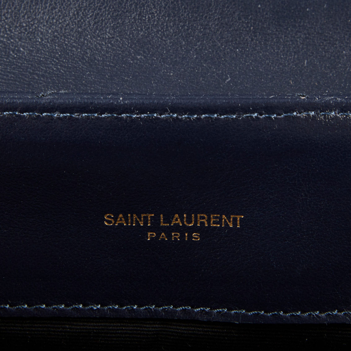 Yves Saint Laurent Loulou Chain Shoulder Bag Medium (Pre-Owned) - Image 5 of 5