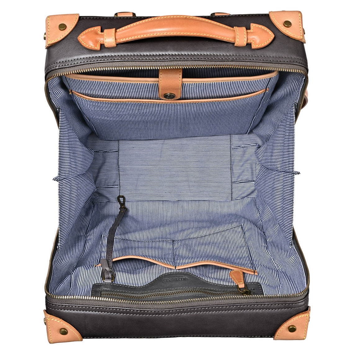 Old Trend Speedwell Trunk Leather Backpack - Image 3 of 5