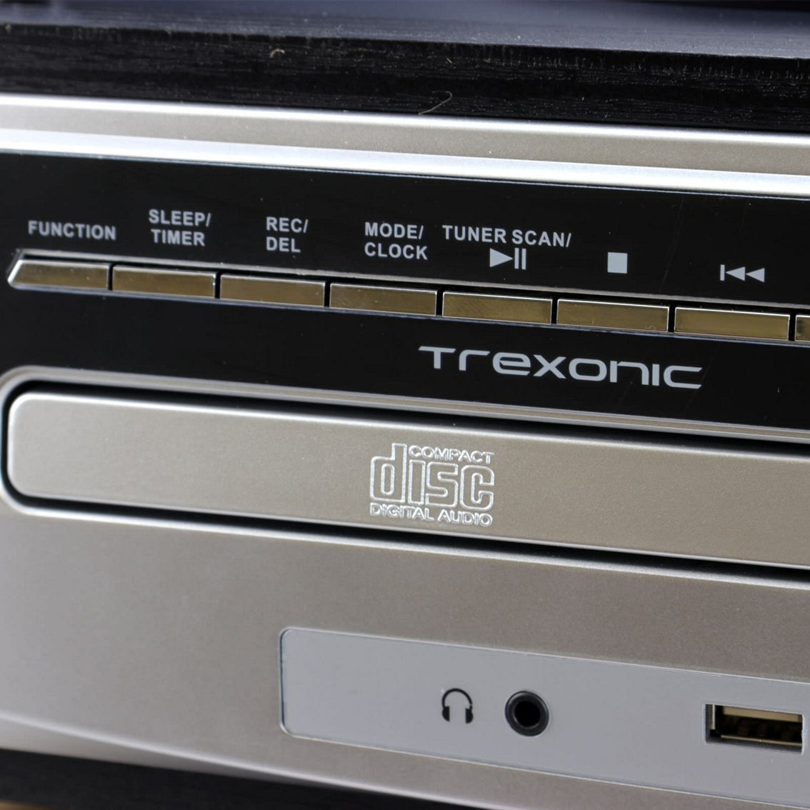 Trexonic 3-Speed Vinyl Turntable Home Stereo System with CD Player, FM Radio, Bl - Image 2 of 5
